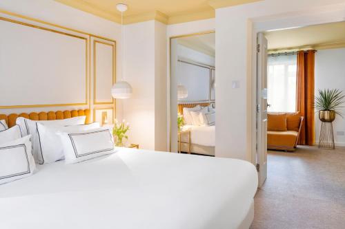 Suite Principal Strawberry Thief del hotel Melia London Kensington a Melia Collection. Foto 30