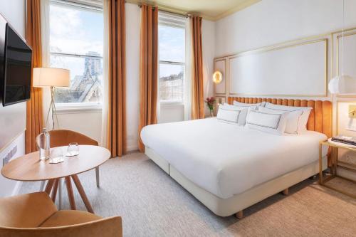Suite Junior del hotel Melia London Kensington a Melia Collection