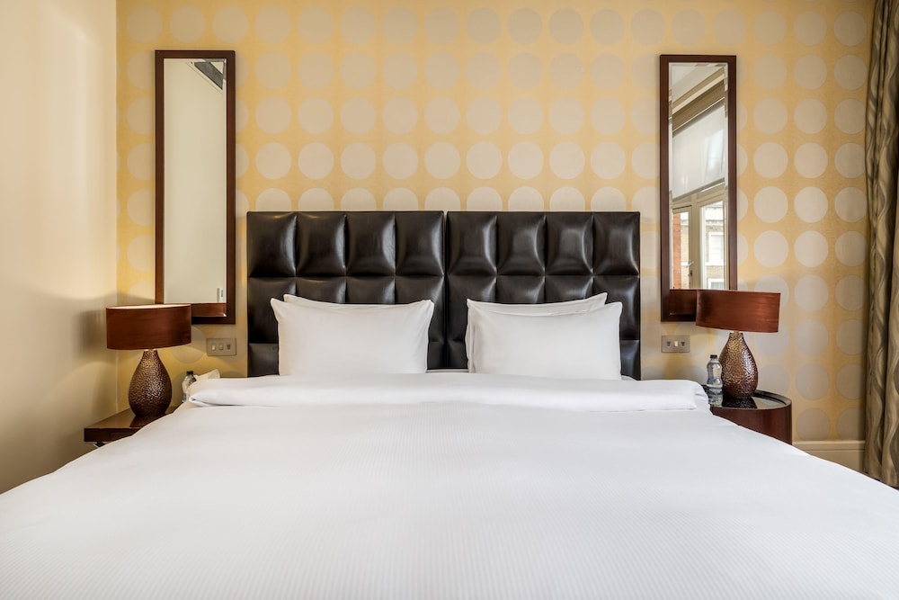 Habitación clásica doble del hotel The Washington Mayfair Hotel. Foto 2