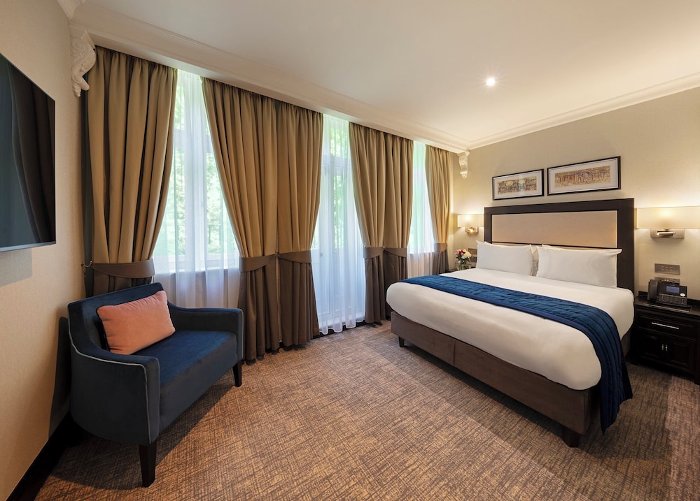Habitación Superior con cama Queen del hotel Wellington By Blue Orchid. Foto 6