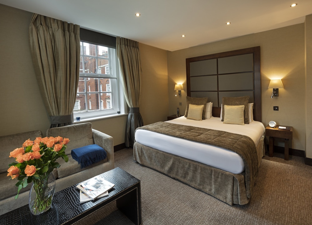 Habitación Deluxe con cama King del hotel Wellington By Blue Orchid. Foto 2