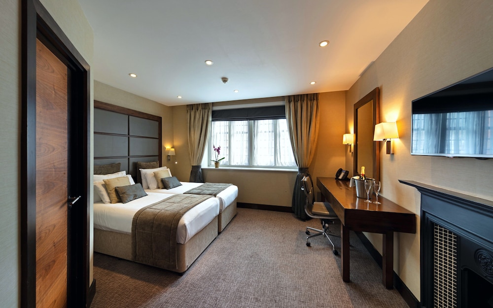 Habitación Deluxe Twin con 2 camas individuales del hotel Wellington By Blue Orchid. Foto 2