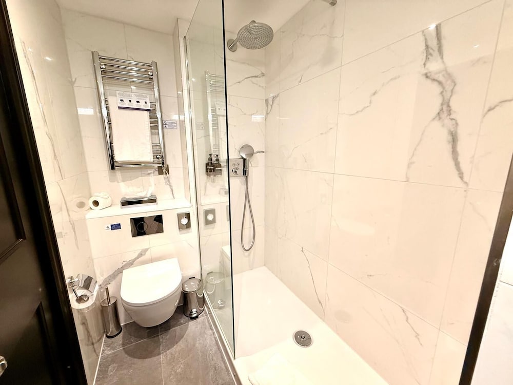 Habitación familiar del hotel Wellington By Blue Orchid. Foto 4