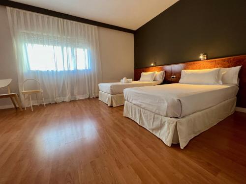 Habitación Doble - 2 camas del hotel AP Madrid Airport. Foto 9