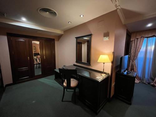 Habitación Doble Deluxe del hotel Santiago. Foto 3