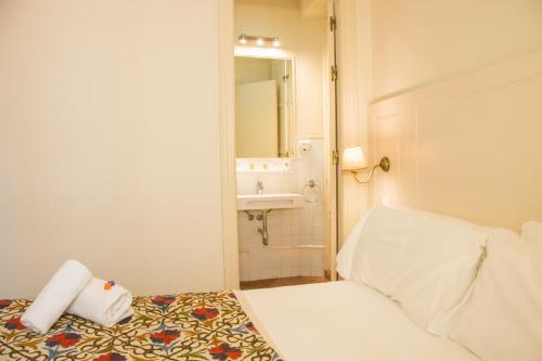 Habitación Doble - 1 o 2 camas del hotel Callejón Del Agua. Foto 5