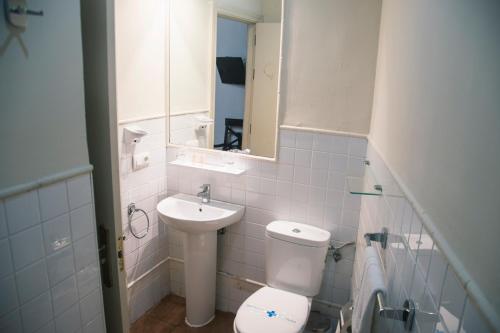 Habitación Doble - 1 o 2 camas del hotel Callejón Del Agua. Foto 21