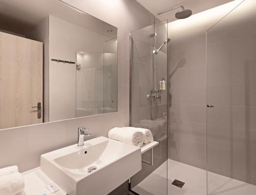 Habitación Familiar del hotel B&B Madrid Fuenlabrada. Foto 2