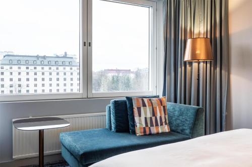 Habitación Executive con cama extragrande del hotel Hilton Helsinki Strand