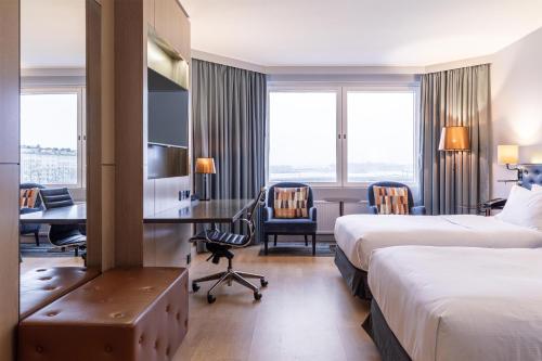 Habitación Doble con vistas al mar - 2 camas del hotel Hilton Helsinki Strand. Foto 3