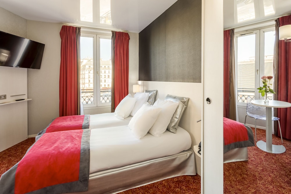 Habitación estándar con 2 camas individuales del hotel BERKELEY. Foto 5
