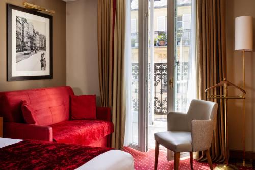 Habitación Triple del hotel Royal Saint Michel. Foto 6