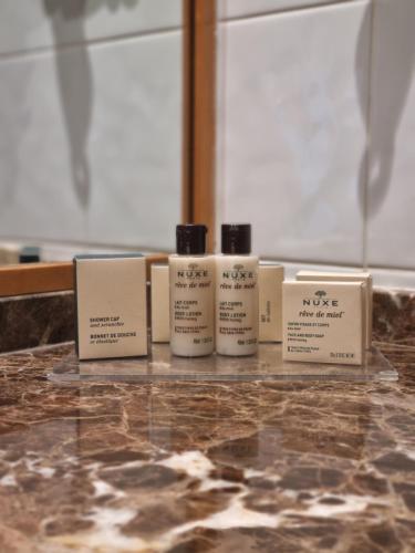 Habitación Triple del hotel Royal Saint Michel. Foto 11