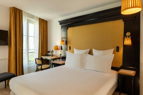 Habitación Clásica del hotel Observatoire Luxembourg. Foto 2