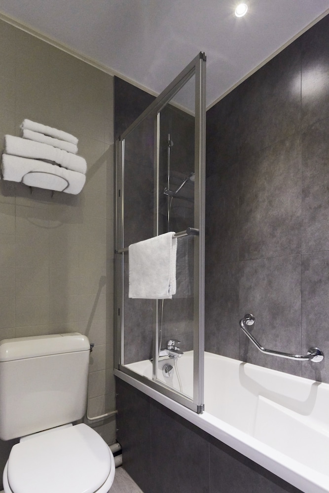 Oferta Familiar - 2 habitaciones independientes no comunicadas del hotel HOTEL PARIS VILLETTE. Foto 4