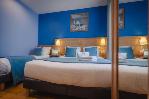 Habitación Triple del hotel Grand Dore. Foto 8