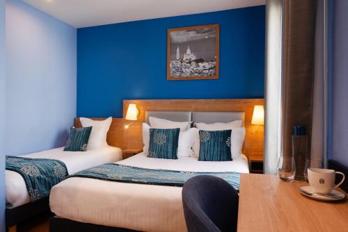 Habitación Triple del hotel Grand Dore. Foto 10