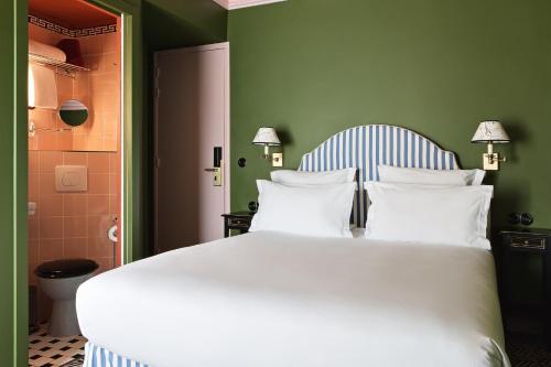 Habitación Doble Pequeña del hotel Les Deux Gares. Foto 4