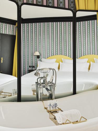Suite Superior del hotel Les Deux Gares. Foto 5
