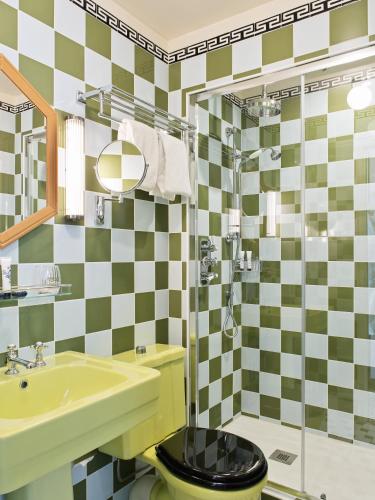 Suite Superior del hotel Les Deux Gares. Foto 6