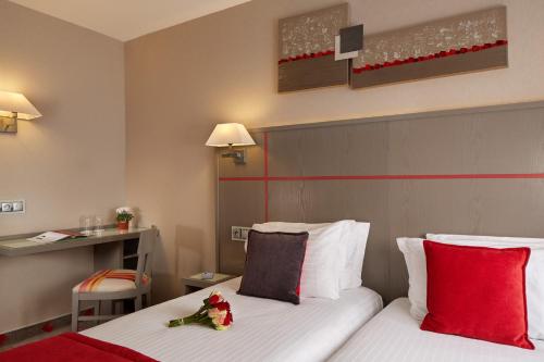 Habitación Doble - 2 camas del hotel Alizé Grenelle Tour Eiffel. Foto 4