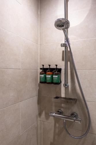 Habitación City - Cama extragrande del hotel Apex City Of London. Foto 4