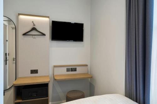 Habitación doble eficiente del hotel Comfort Inn London - Westminster. Foto 3