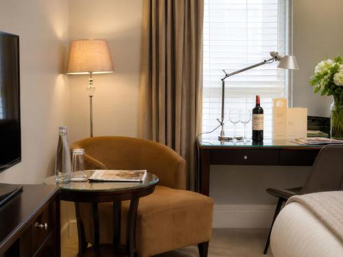 Habitación Executive con cama extragrande del hotel London Bridge