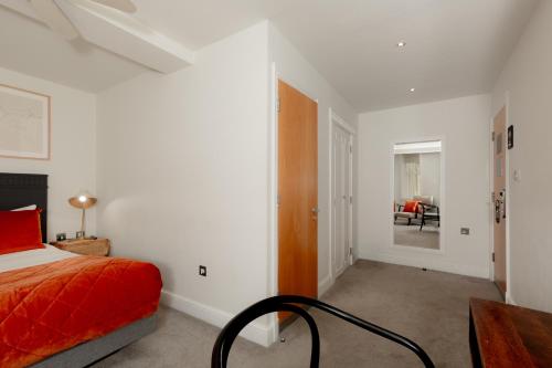 Habitación Doble Estándar del hotel Kensington House. Foto 1