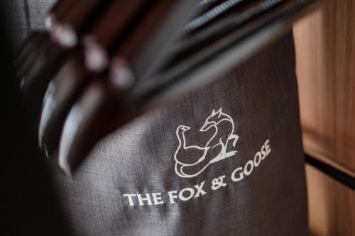 Habitación Doble Deluxe del hotel The Fox and Goose. Foto 12