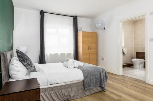Estudio Estándar del hotel City Gate Guest House. Foto 9