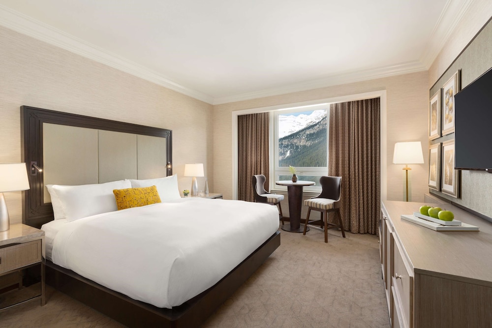 Fairmont Gold, Habitación, 1 cama de matrimonio grande, vistas al lago del hotel Fairmont Chateau Lake Louise