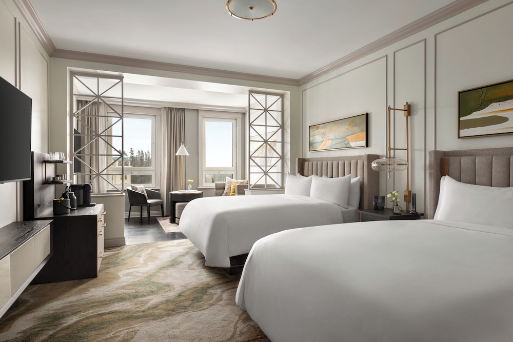 Suite junior, 2 camas de matrimonio del hotel Fairmont Chateau Lake Louise