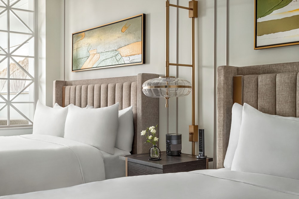 Suite junior, 2 camas de matrimonio del hotel Fairmont Chateau Lake Louise. Foto 1