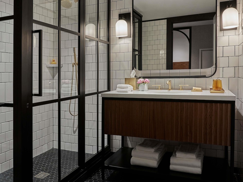 Luxury Double Queen del hotel 21C Museum St Louis. Foto 2