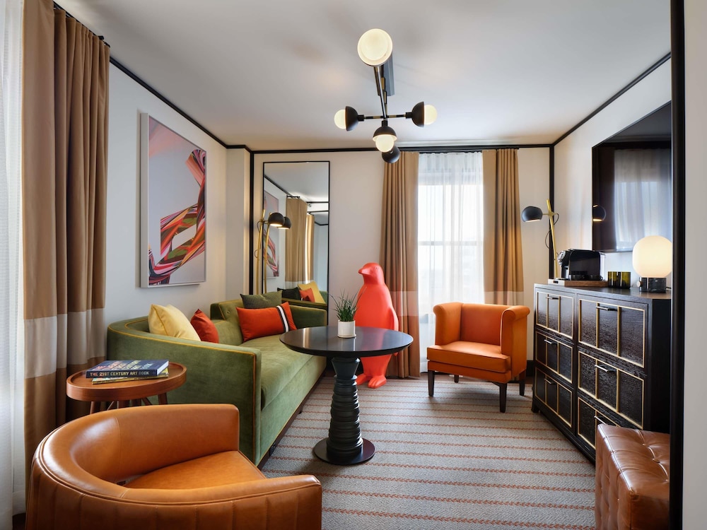 Suite Luxury King del hotel 21C Museum St Louis. Foto 2