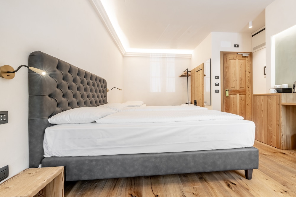 ECO PLUS del hotel Curt di Clement Eco Mobility. Foto 10