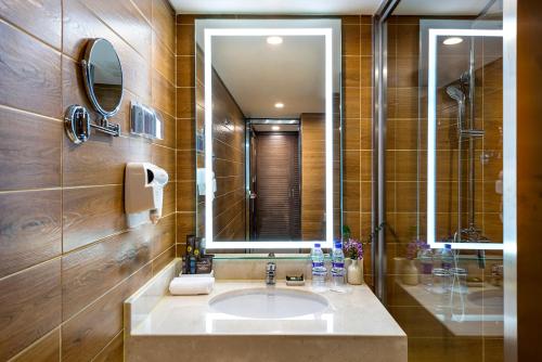 Suite Superior del hotel Beijing Peace. Foto 2