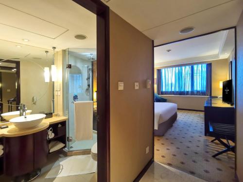 Habitación Executive Collection del hotel Radisson Collection Hyland Shanghai. Foto 2