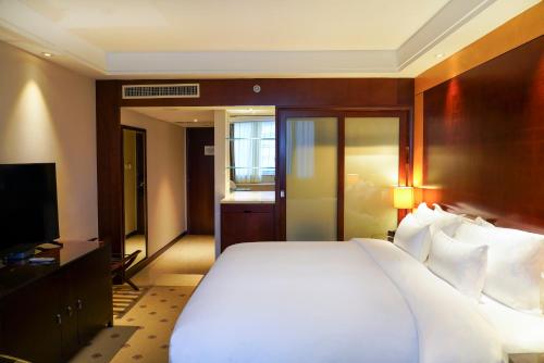 Habitación Executive Collection del hotel Radisson Collection Hyland Shanghai. Foto 6