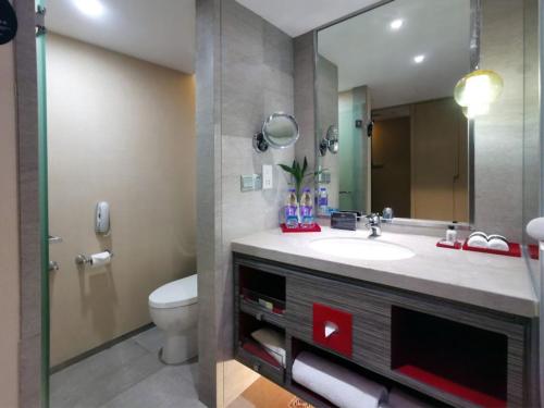 Habitación Familiar del hotel Radisson Collection Hyland Shanghai. Foto 2