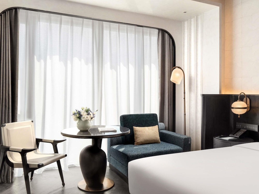 Habitación de Lujo, 1 Cama King Size, Vistas a la Ciudad del hotel Sofitel Shanghai North Bund. Foto 1
