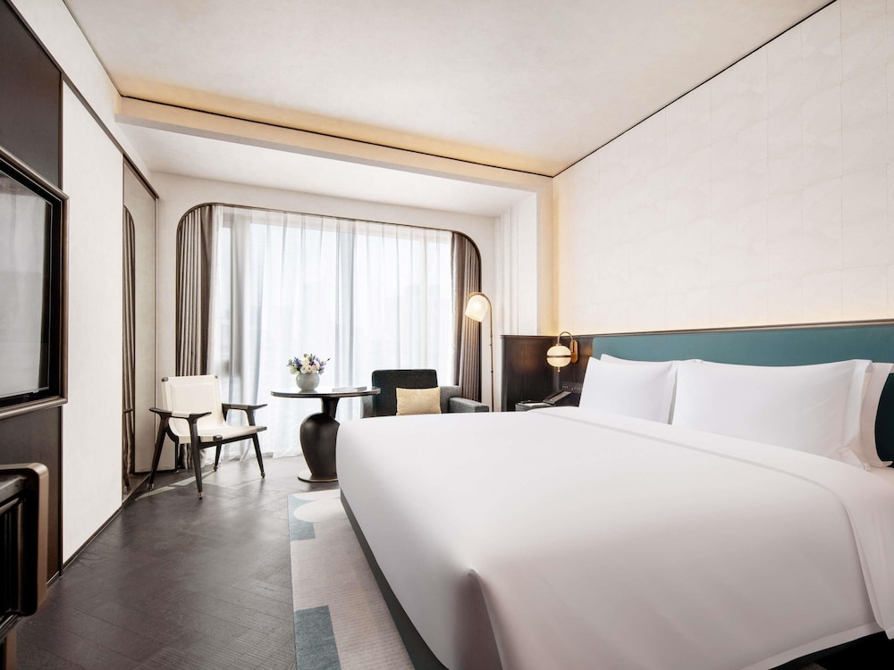 Habitación de Lujo, 1 Cama King Size, Vistas a la Ciudad del hotel Sofitel Shanghai North Bund. Foto 10