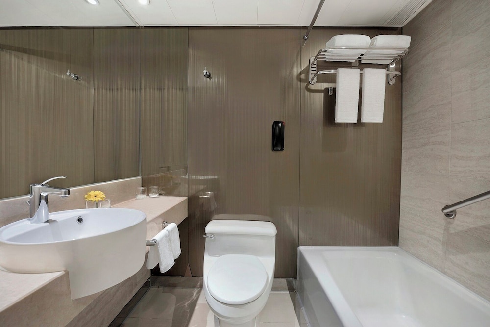 Suite del hotel The Kowloon. Foto 4