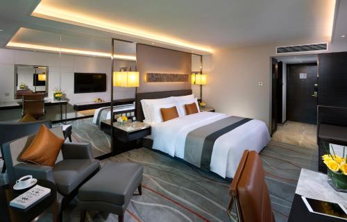Habitación Clásica con cama extragrande y vistas a la ciudad del hotel Intercontinental Grand Stanford Hong Kong, An Ihg