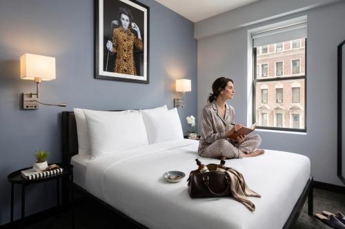 Alojamiento con cama grande - Apto para personas con movilidad reducida del hotel OYO Times Square. Foto 6