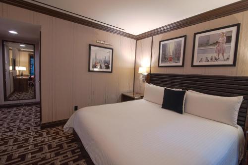 Habitación Deluxe con 1 cama extragrande del hotel Iroquois
