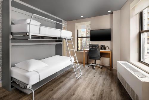 Ático Junior 2 (Habitación Premium) del hotel The Gallivant Times Square. Foto 3