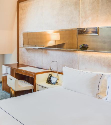 Loft con cama doble grande del hotel 33 Seaport New York. Foto 2