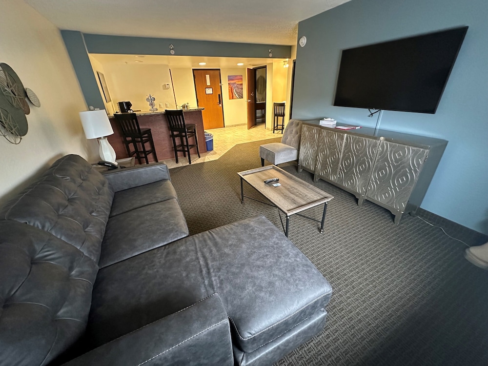 Deluxe Suite (Hotel) (No Pets) del hotel Red Feather Lodge
